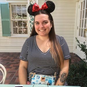 Meet your Posher, Rayna